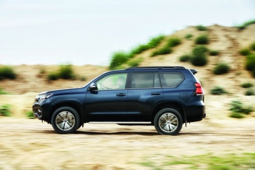 Toyota Land Cruiser technical specifications and fuel economy